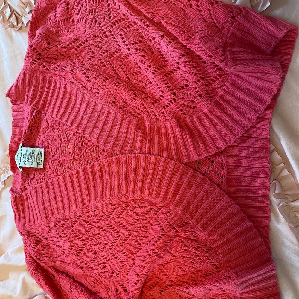 Short Sweater long sleeve Size 12/14